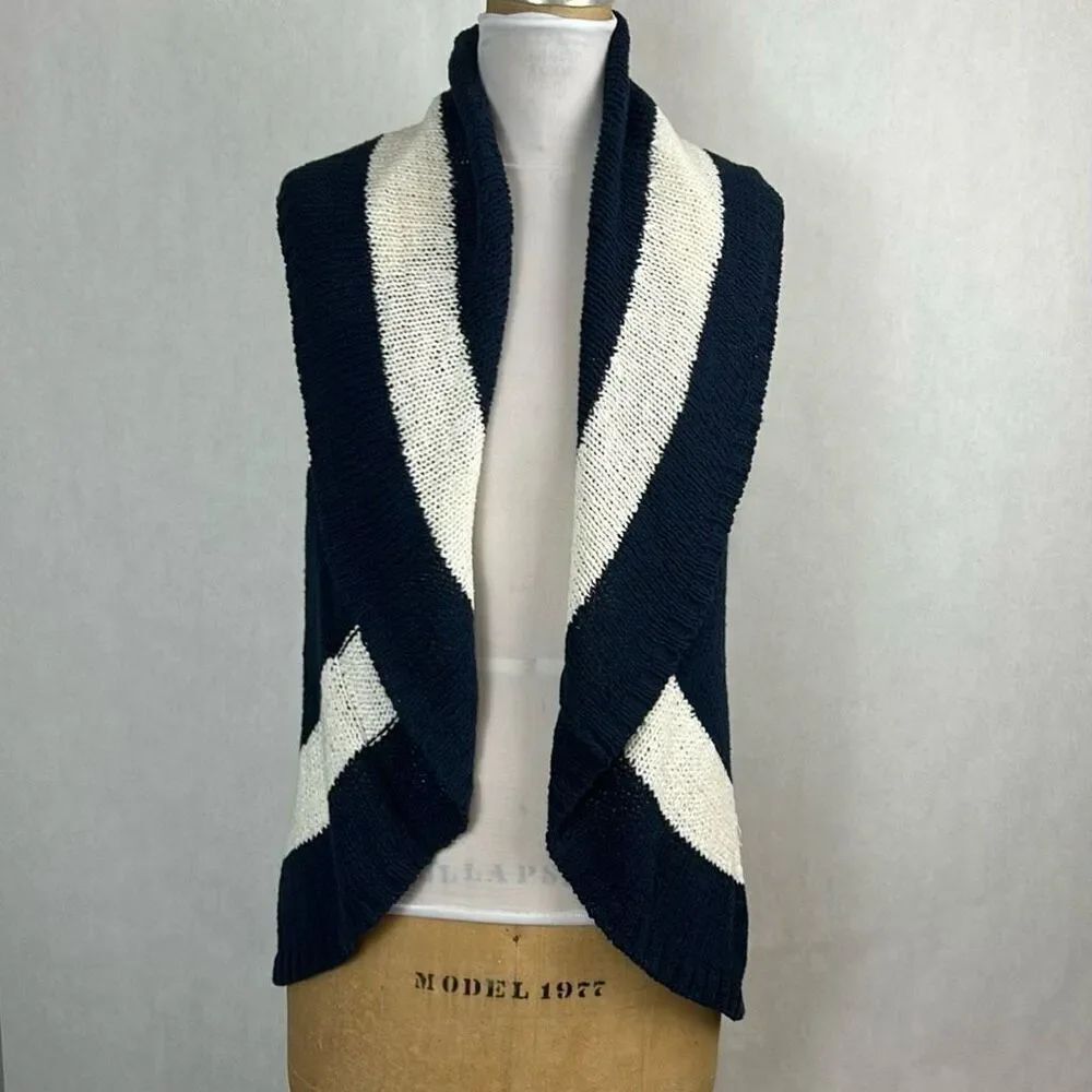 CAbi Skipper Striped Circle Knit Sweater Vest Sz Medium Navy Blue & White Wide S